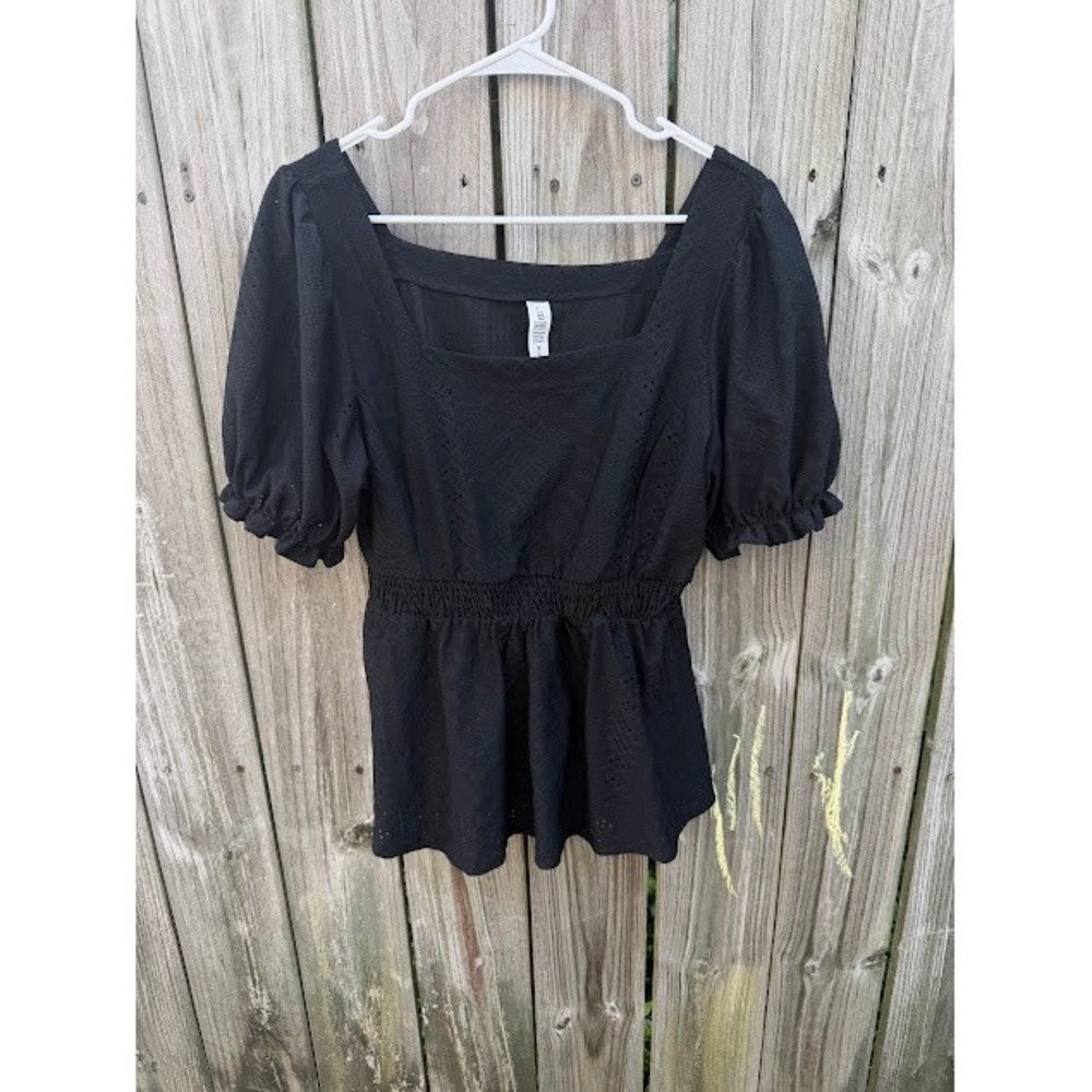 Cottagecore Coquette B Eyelet Peplum Top Large Black Puff Sleeve Smocked Waist